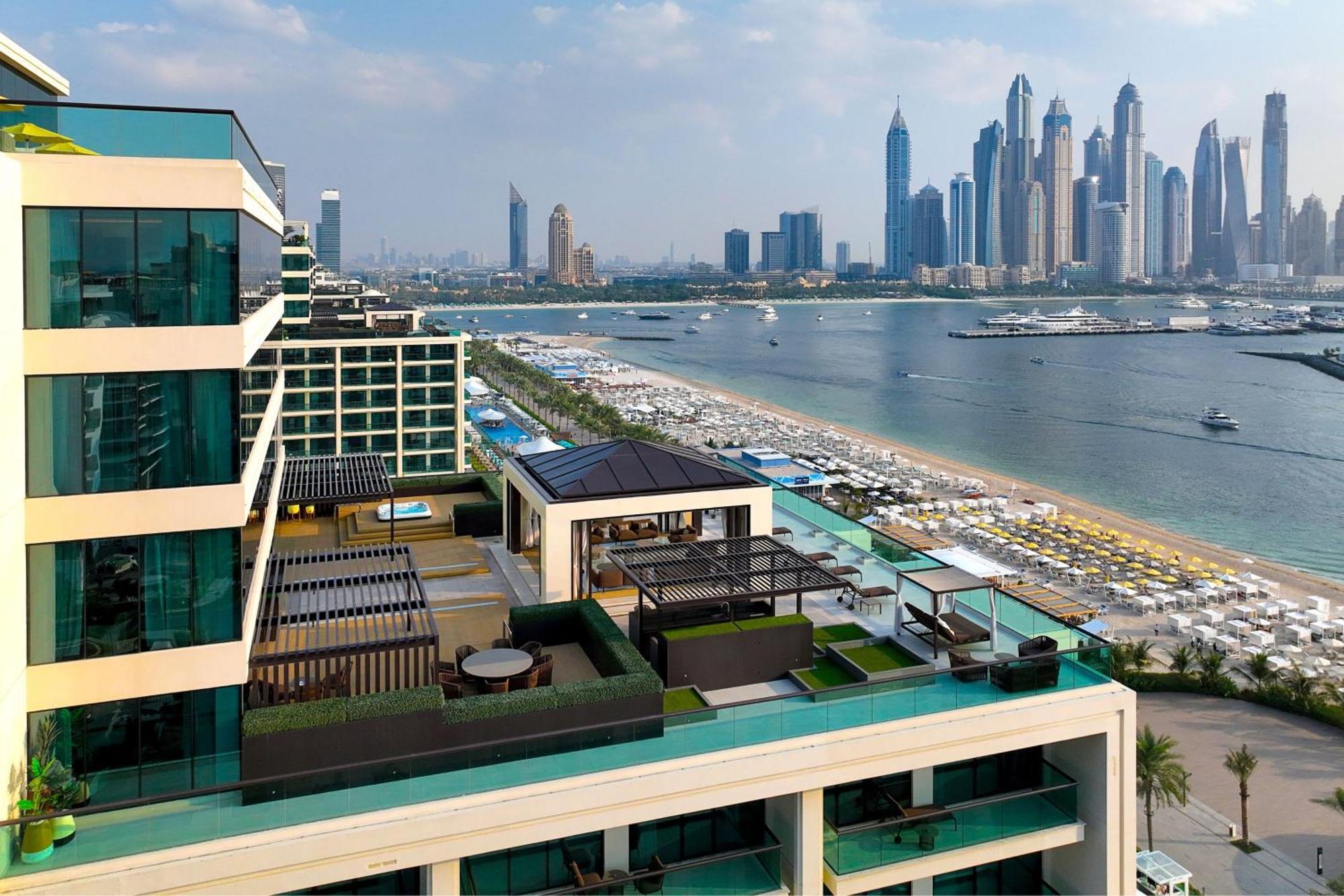 Marriott Palm Jumeirah, Дубай