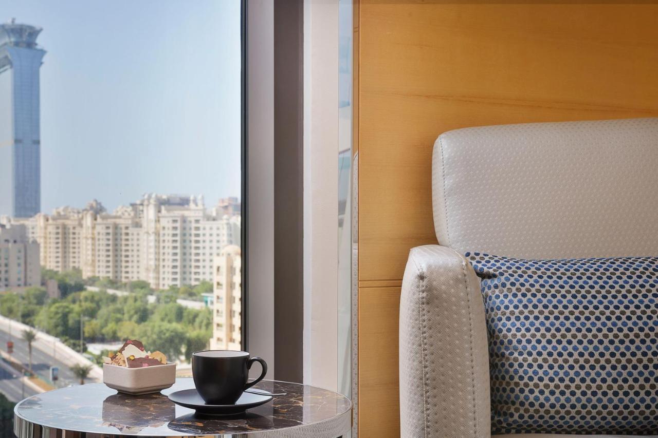 Marriott Palm Jumeirah, Resort